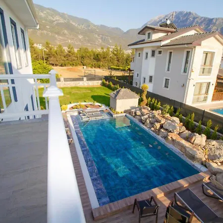 7 Kisilik Ozel Havuzlu Modern Oludeniz - Awz105 ヴィラ