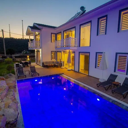 וילה 7 Kisilik Ozel Havuzlu Modern Oludeniz - Awz105 פאטהיה